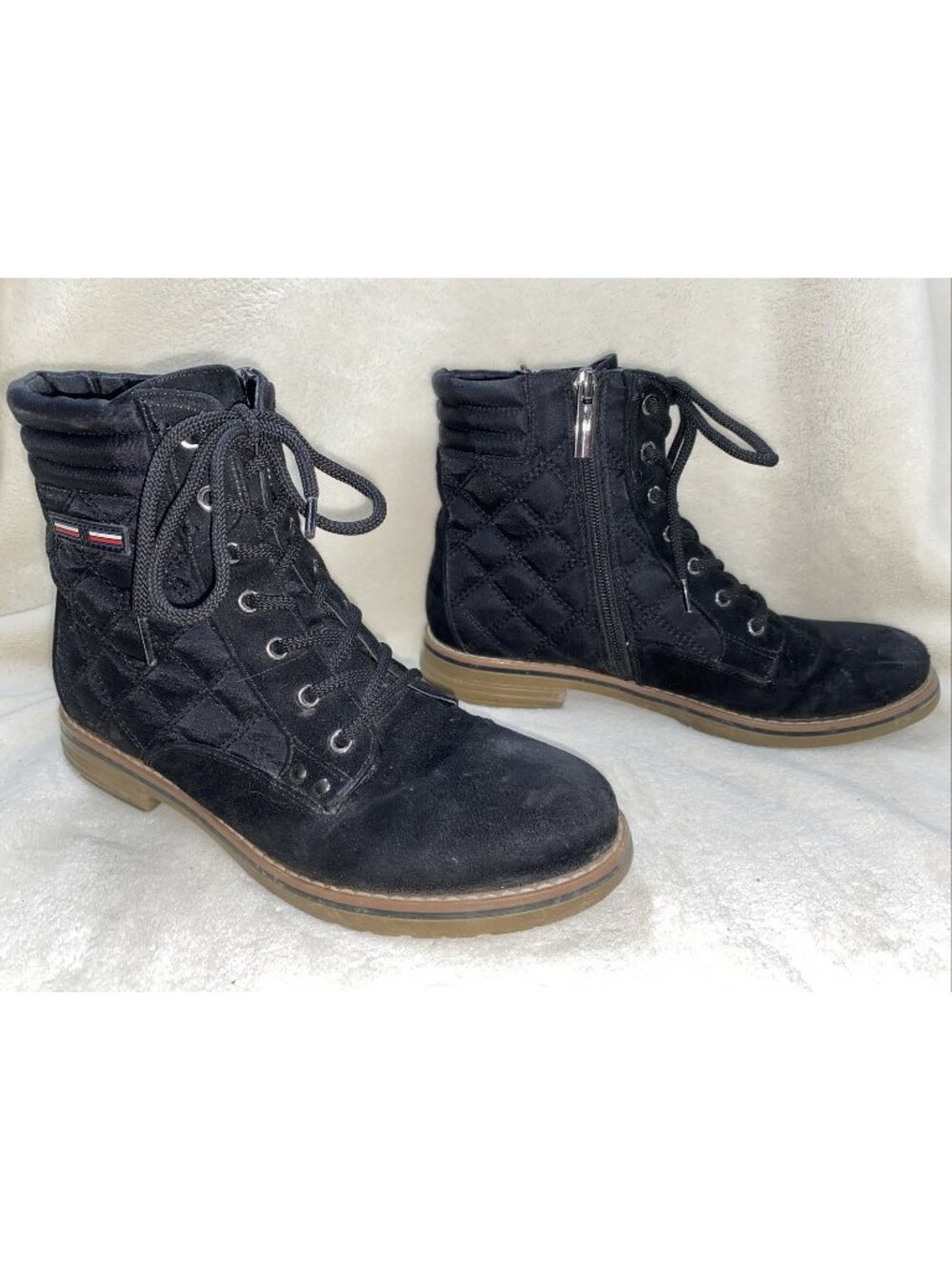 Tommy Hilfiger TWONELLA Black Quilted Lace Up Ankle Combat Boots 8M #d
